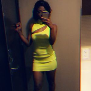 Sexy (bodycon) highlight green going out dress